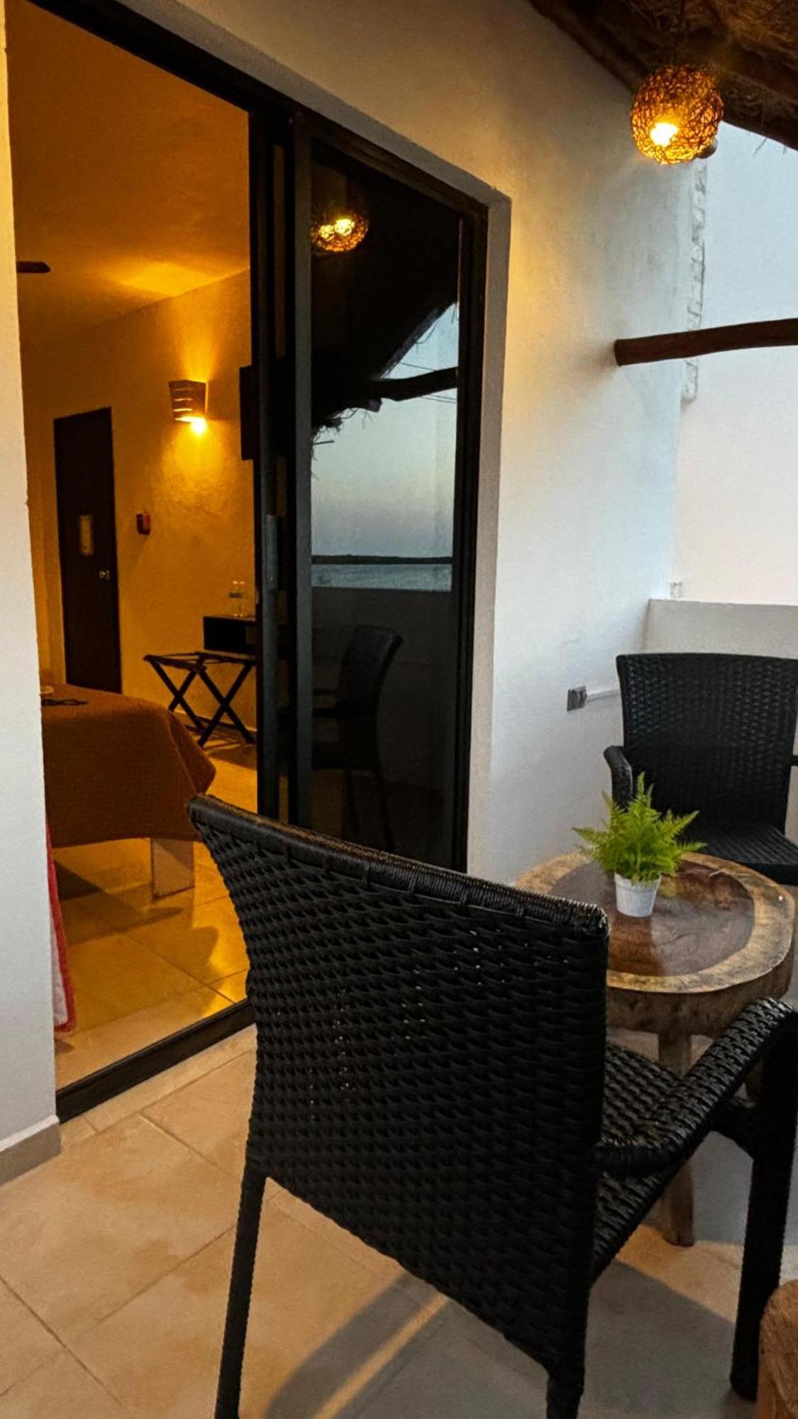 Casa Delfines Rio Lagartos Hotel Екстериор снимка